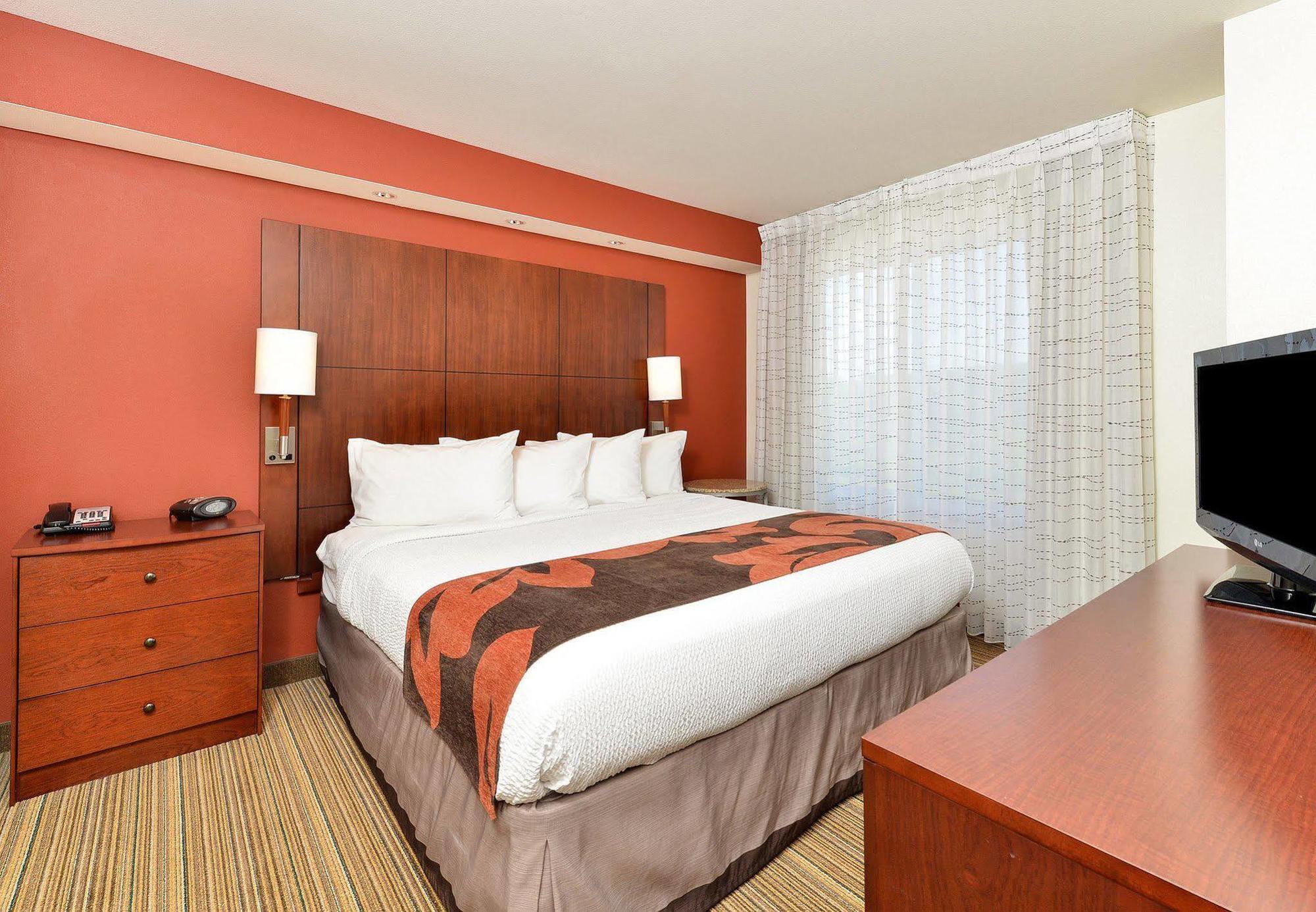Residence Inn By Marriott Coralville Exterior foto